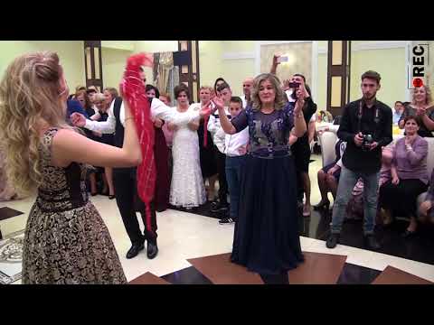 Martesa Egzon & Blerina dhe Fejesa Edison & Florentina vallzimi i qifteve (Dasmat Shqiptare)