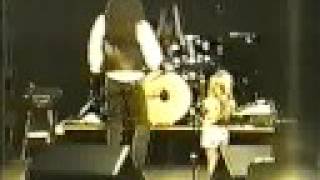 Badlands-Rehearsal-Dancing On The Edge