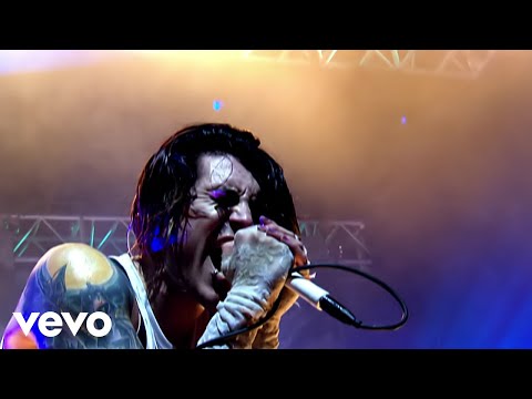 Videoclip de Miss Murder (Live At Long Beach Arena / 2006) — AFI