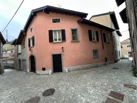 GALBIATE - VILLA VERGANO CASA INDIPENDENTE CON GIARDINO