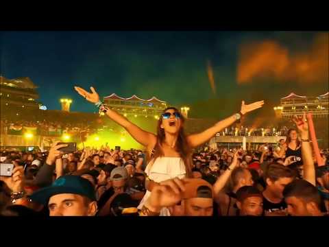 download lagu mp3 mp4 Tiesto Boom Tomorrowland, download lagu Tiesto Boom Tomorrowland gratis, unduh video klip Tiesto Boom Tomorrowland