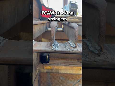 everyone keeps saying push but i cannot see the weld if i push. #shorts #welder #fcaw #bluecollar