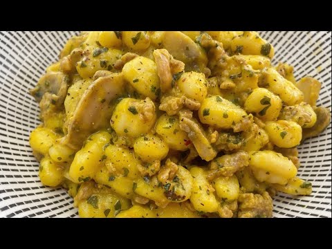 GNOCCHETTI ZERO SBATTI-  SALSICCIA, FUNGHI E ZAFFERANO! -CUCINANDOMELAGODO