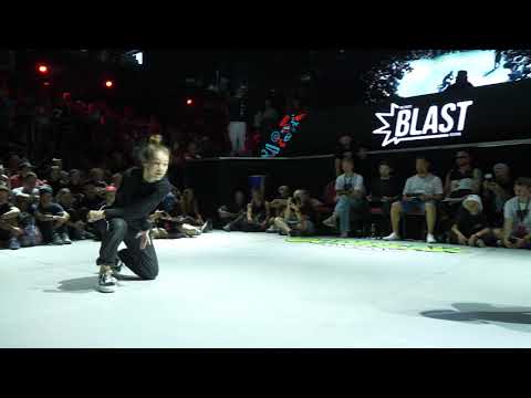 Outbreak Europe 2017 | 1vs1 Bgirl Top 16 | Kate vs Zana