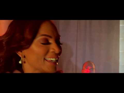 Josefina Herrera - Dios Me Ha Dado Tanto (VIDEO OFICIAL)