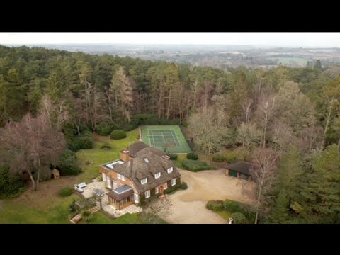 High Ridge, Farnham video tour by Burton Media