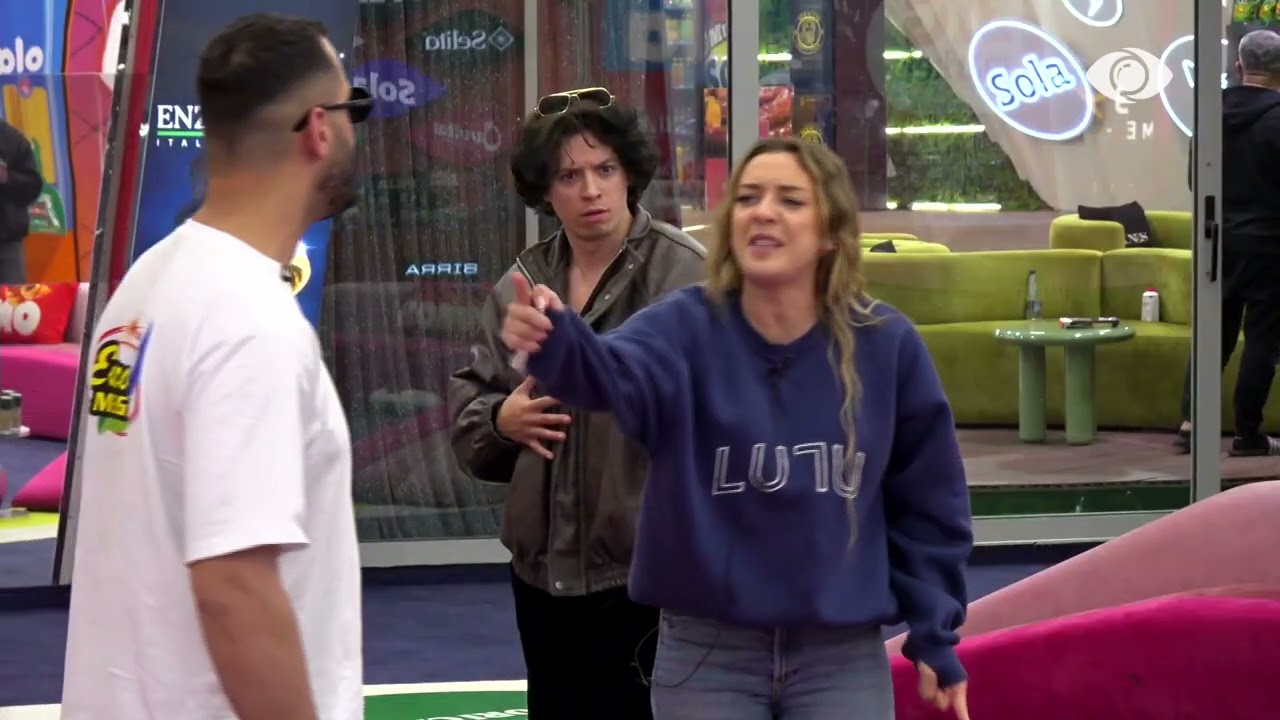 “Çfarë të duket vetja ty”/ Vijon debati mes Juelës dhe Stenaldos