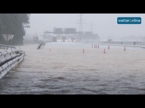Hochwasserlage in Österreich spitzt sich weiter zu - A1 gesperrt