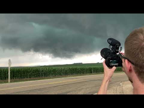 Iowa Storm Chase: Shell Rock/Waverly Iowa