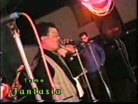 Kike Balarezo con Los Ecos - [Flor de amor,Fantasia]