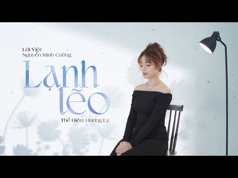 Thể hiện bởi Hương Ly