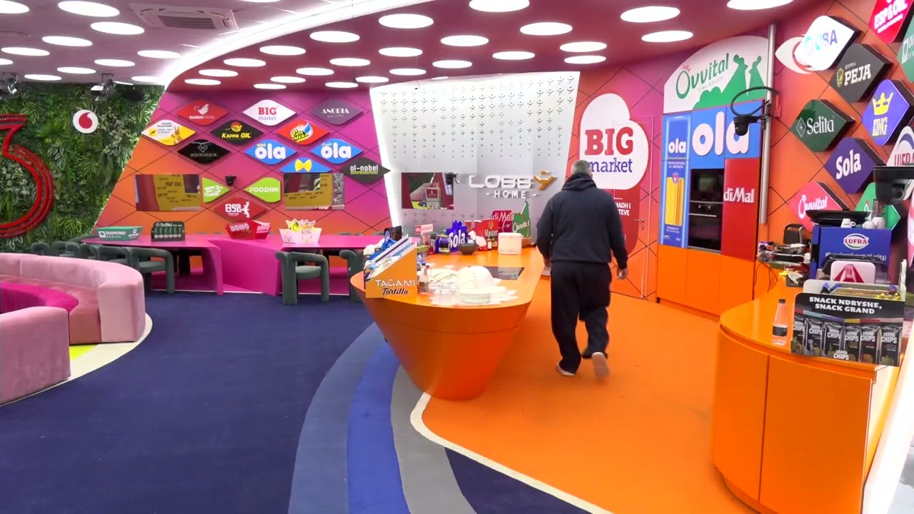 Rogerti- Luizit: Dua të di çfarë bamirësie ke bërë?