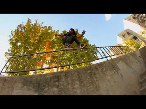 Montre Livingston - Pariah (2012) [Remastered]