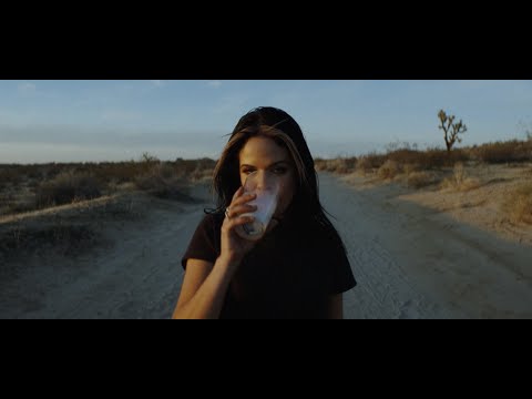 Kelsy Karter - Stick To Your Guns (Official Music Video)