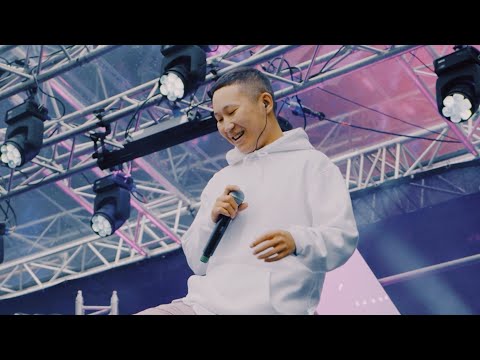 Everthe8 - Glowed Up (feat. Blaque Song & Satori)