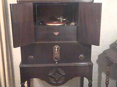 EMIL COLEMAN'S MONTMARTRE ORCH. - THERE'S A REASON - ROARING 20'S VICTROLA RADIOLA