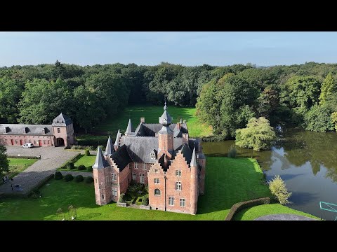 Het Kasteel van Rumbeke. The castle of Rumbeke (Belgium).