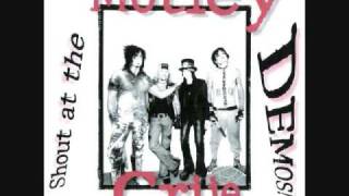 Mötley Crüe - I Will Survive [Demo]