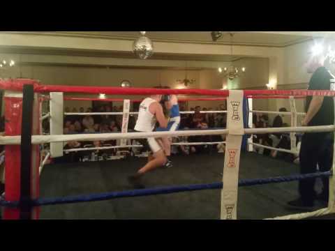 Gaz Jones fight