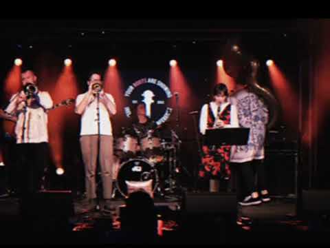 👉 Queen Kong – Slonim Nigun (Live)