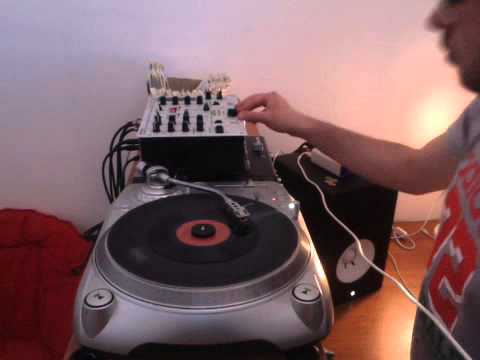 FILOMUZIK VINYL SELECTION : Robert Dallas - Tradition Man