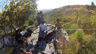 preview picture of video 'Trailer Highlining Lantenay Septembre 2012 avec LINE UP'