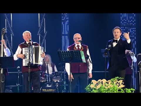 „Už tas dienas“. Kėdainių KC kapela „Vilainiai“, (vad. Antanas Mikalauskas) ir Egidijus Bavikinas.