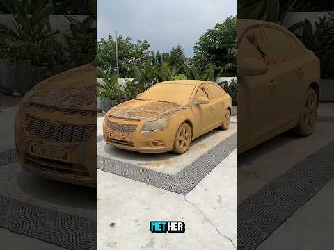 Papá intentó arreglar el viejo coche de Ronaldo… ¡pero pasó algo inesperado! 😱🚗🔥 #shorts