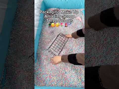 Packaging Three Scoops of our make up scoop #smallbusiness #packingorders