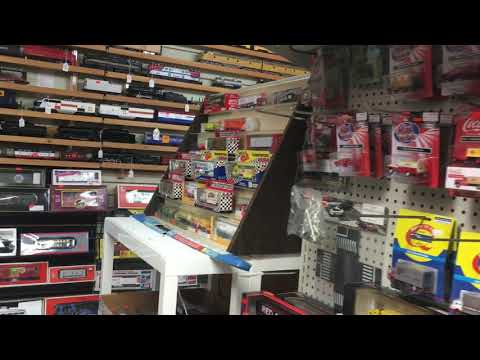 Visit to Model Train and Slot Car Shop in York Maine