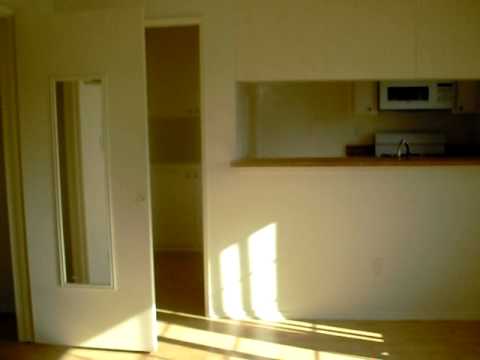 9801 Tabor St - Studio