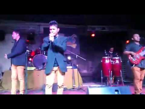 TU ERES MUJER EN VIVO!GRUPO DOS NUEVE