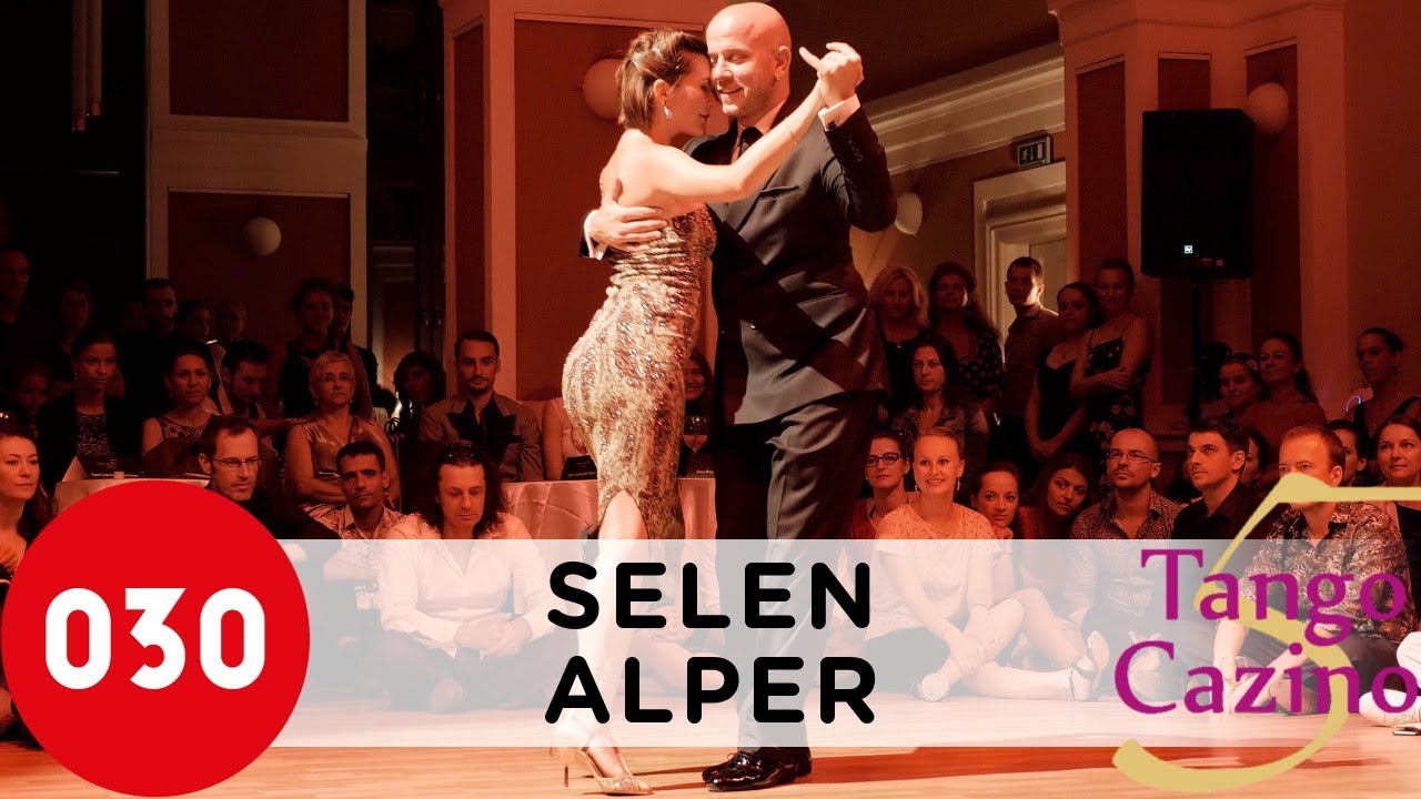 Selen Sürek and Alper Ergökmen – Estampa de varón