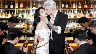 Vingança Da Pobre Garota Pelo Ex-namorado CEO!—Obsessão De 7 Anos Inesperada!