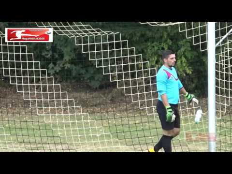 Entscheidet sich der Torwart zum Weiterspielen??