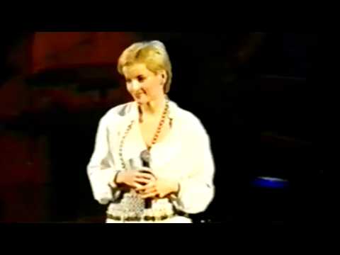 Iveta Bartošová | Červenám, Medové dny, Knoflíky lásky | Live Tour ´94