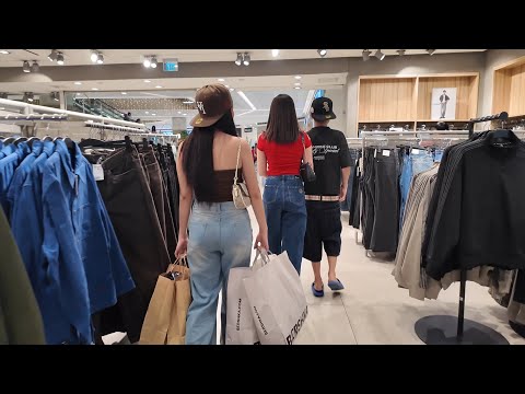 BUYING YB CLOTHES ( Tinarayan ni mama si pau!?)