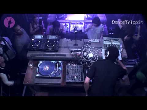 DJ Le Roi feat. Roland Clark - I Get Deep [played by Seth Troxler]