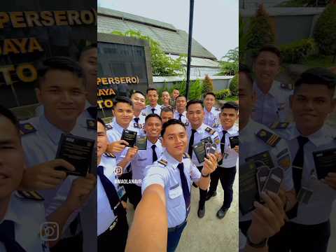 Siapa disini yang ingin jadi masinis...#masinis indonesia #short #keretaapiindonesia#railfans