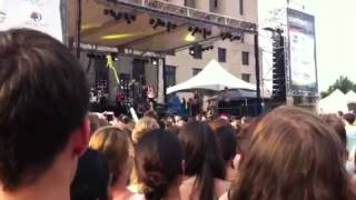 Ingrid Michaelson -One Night Town live
