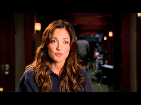 Minka Kelly - The Roommate Interview
