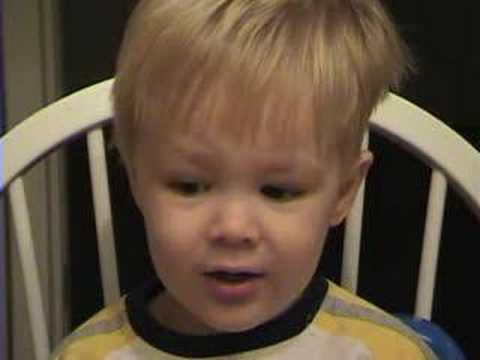 Thomas Singing "Frosty the Snowman"