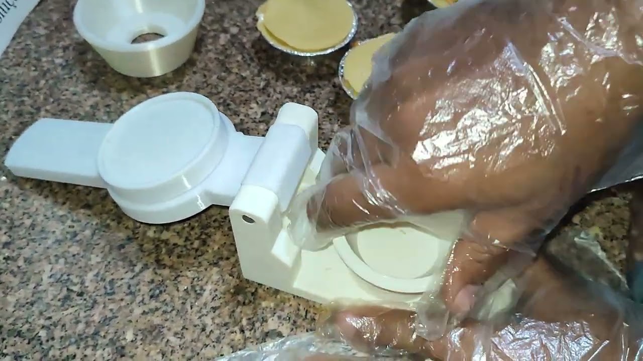 Modeladora manual de empada para formas descartáveis Mello e Wyda ADS Soluções