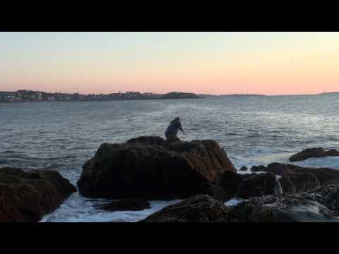 Gloucester MA 35" inch Striped Bass Fishing *Warning Boston Sarcasm* between friends why surfcasting