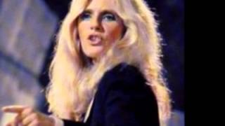 Kim Carnes  Don&#39;t Fall In Love With A Dreamer