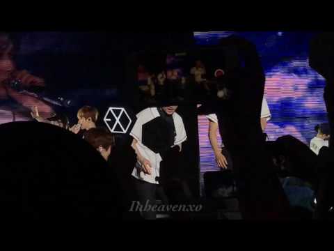 170428 EXO'rDIUM IN LA - Into Your World