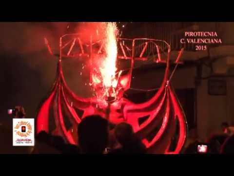 CORREFOCS DE MASSALFASSAR 2015  COLLA DIMONIS DE MASSALFASSAR  SD