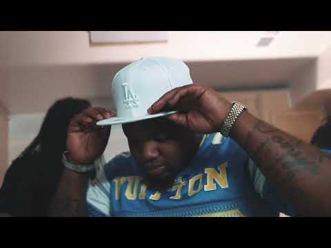 Maxo Rah - No Free Agent  ( Official Music Video )