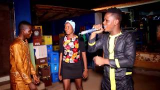 CONCERT - SODICK ALAO Mr ASLEE - PRESTATION SUR SCENE A IGOLO (BABSON-G SHOW) CONCERT - SODICK ALAO Mr ASLEE - PRESTATION SUR SCENE A IGOLO (BABSON-G SHOW)