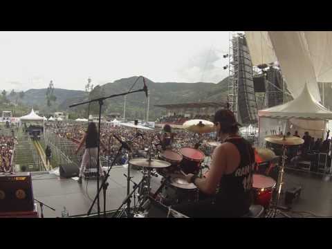 Bajo Sueños "La Silueta de tu Sombra / nada de amor " Drum Cam   GARISIMA FEST